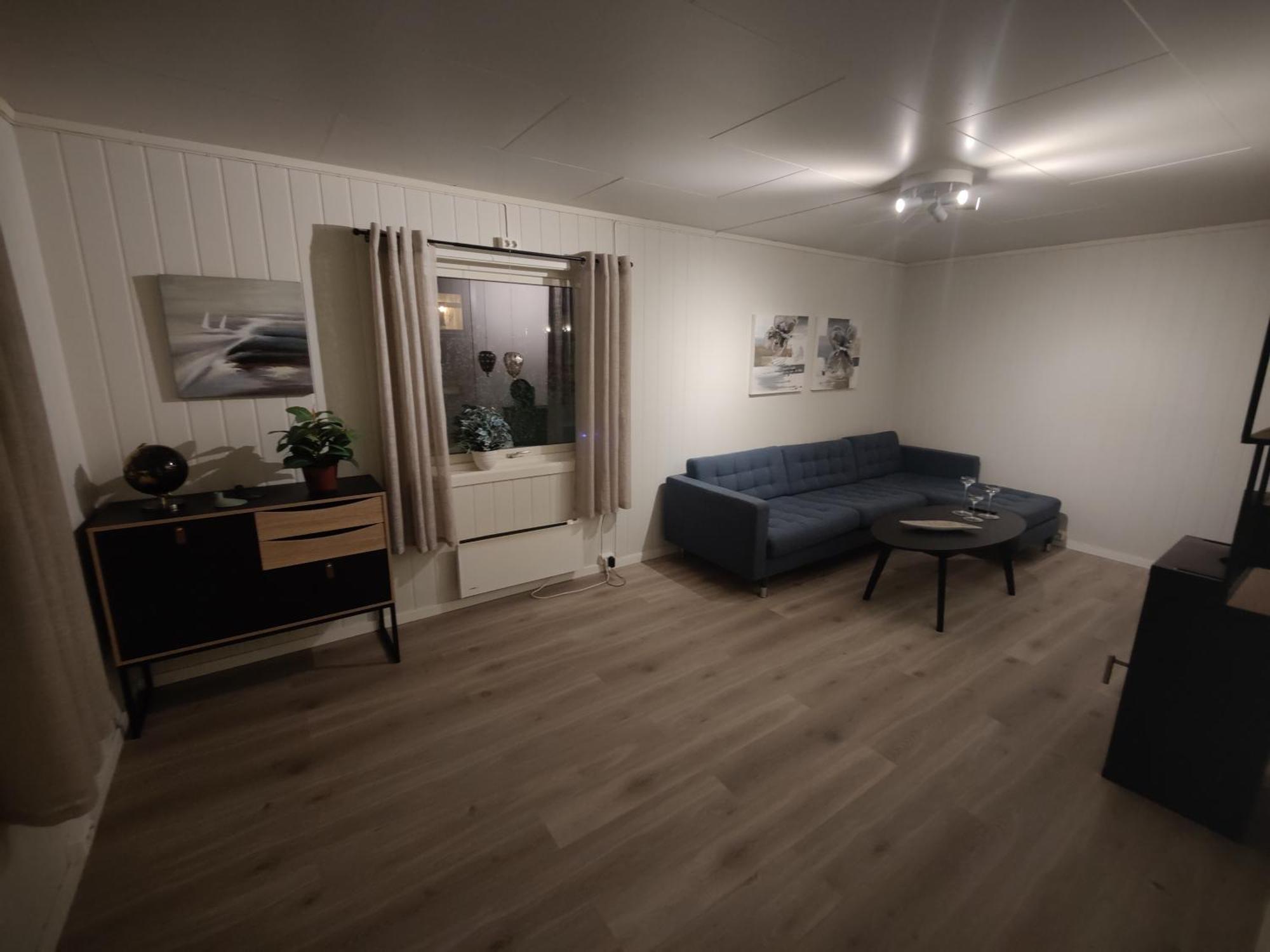Vardo Accommodation - White House 외부 사진