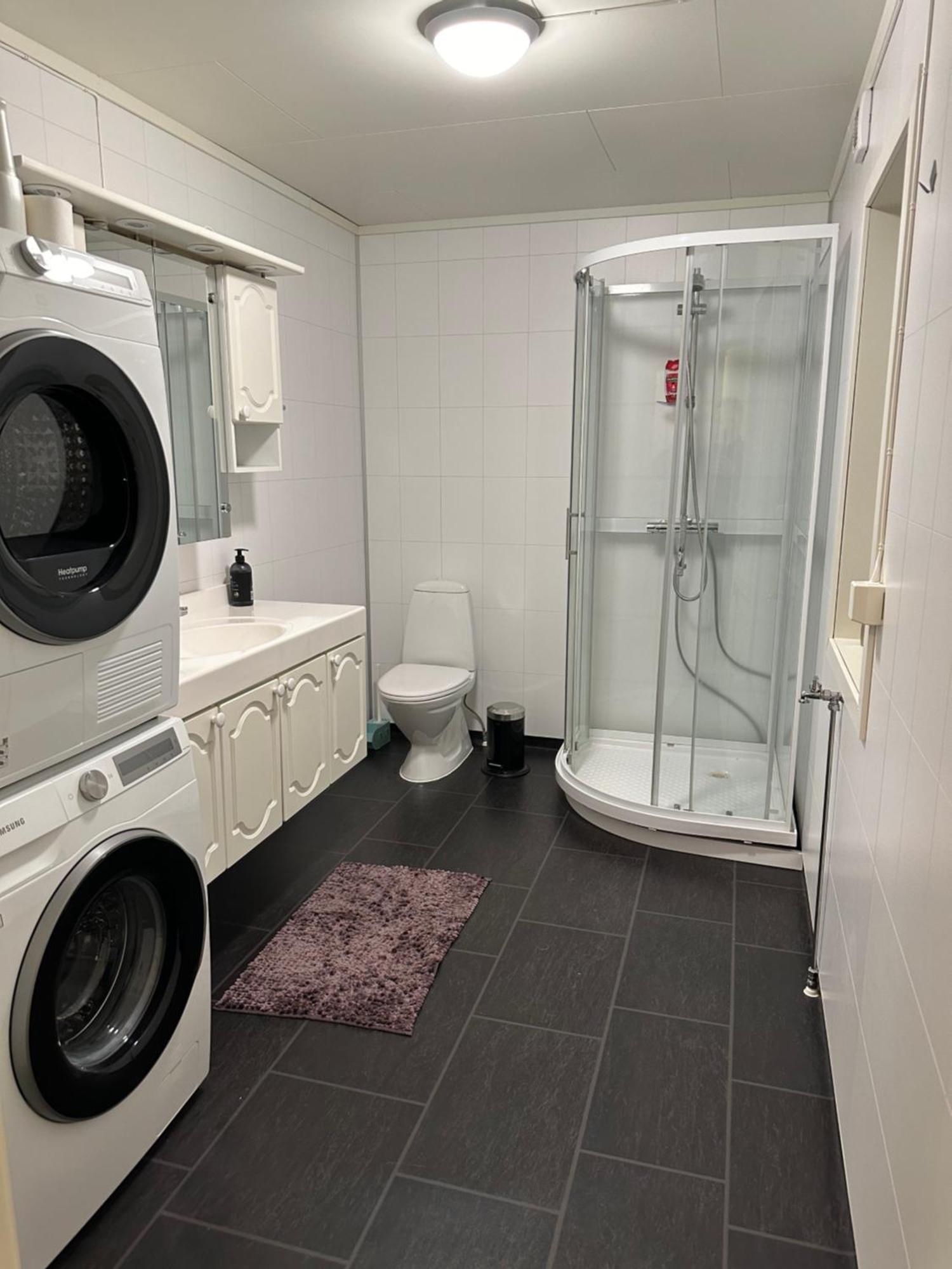 Vardo Accommodation - White House 외부 사진